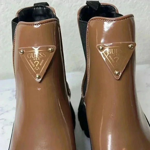 GUESS Womens Brown Goring Lug Sole Hestia Round Toe Block Heel Booties Size 5 - Picture 4 of 16